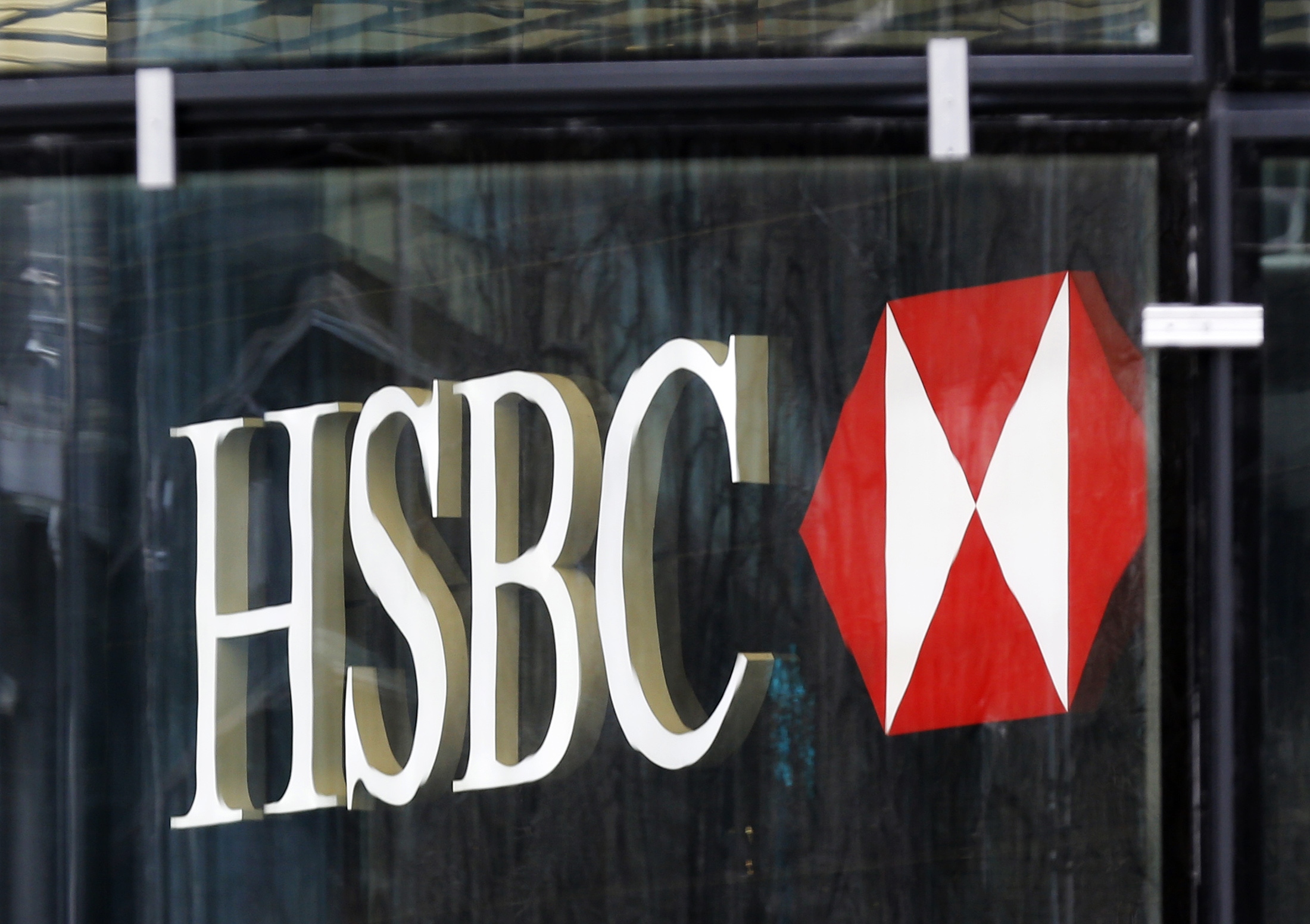 HSBC wins OK of record $1.92 bln money-laundering settlement