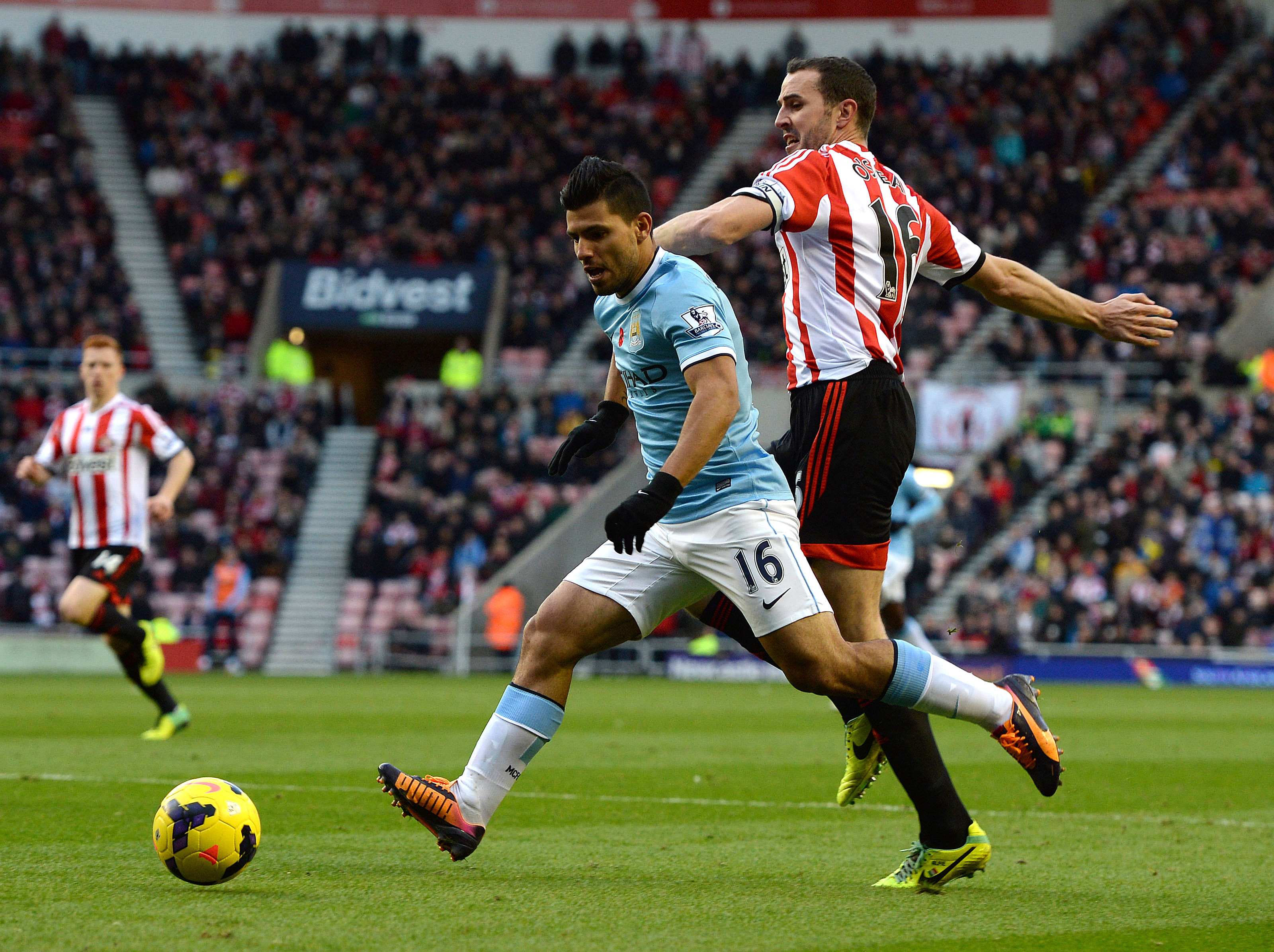 Man City suffer another shock loss at Sunderland