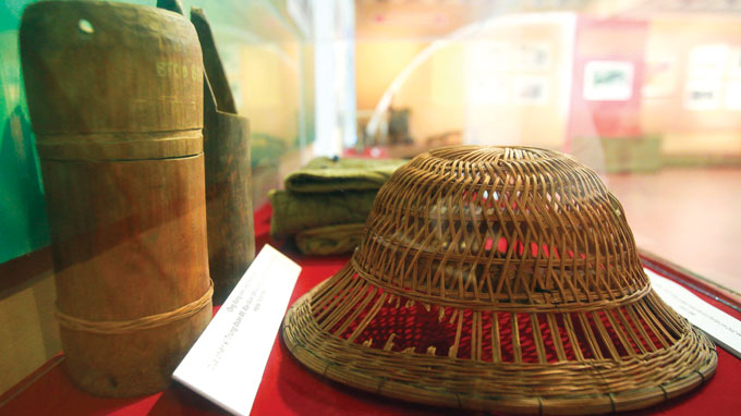 Vietnam organizes exhibits to commemorate Dien Bien Phu victory