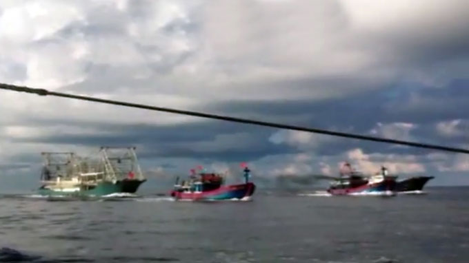 Clip: Chinese vessel rams, sinks Vietnam fishing boat