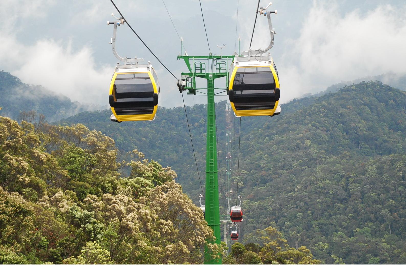 Vietnam'S Cable Car System Among World'S Top 10 Amazing Lines | Tuoi Tre  News