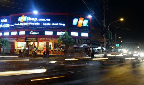 Light pollution causes traffic accidents, health issues in Vietnam