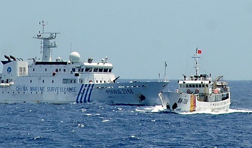 Chinese minesweeper bullies Vietnamese ship in Vietnam’s waters | Tuoi ...