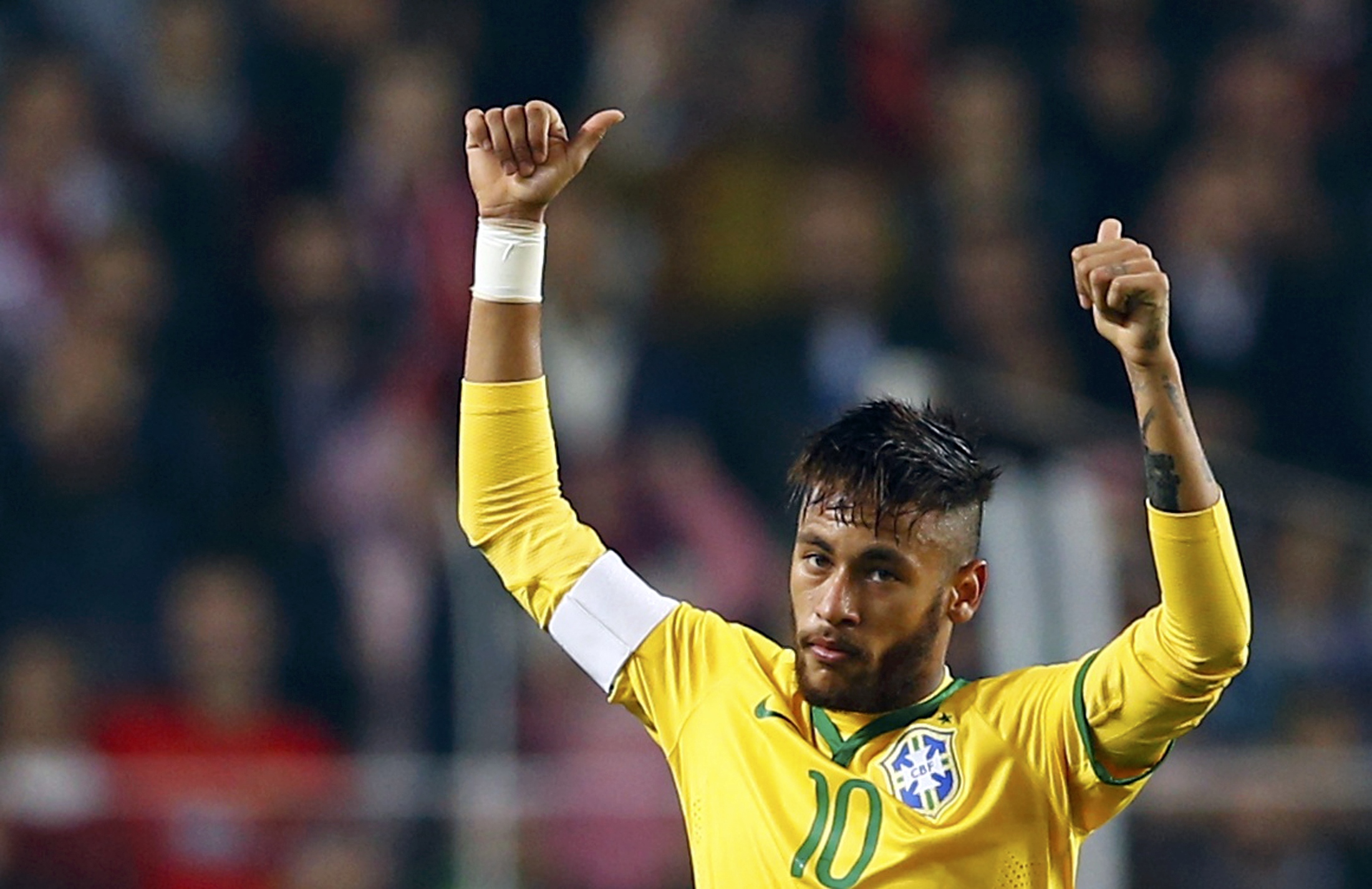 Neymar shines as Brazil crush Turkey