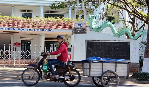 Vocational schools in Vietnam struggling to survive