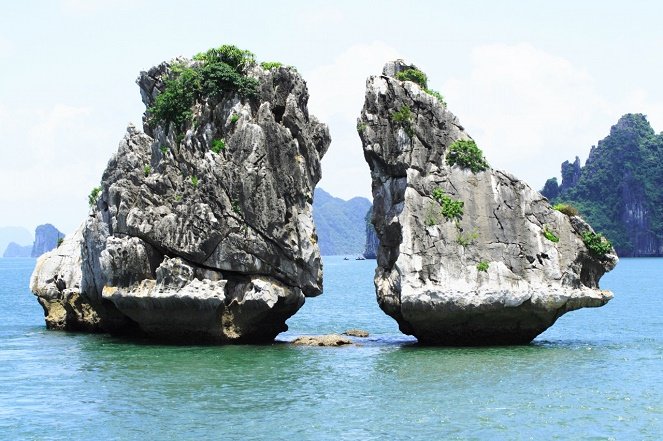 Authorities moot curtailing of peripheral areas of Vietnam’s Ha Long Bay