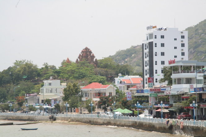 Tower cluster in Vietnam’s Nha Trang overshadowed by buildings