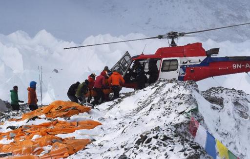 Choppers rescue Everest avalanche victims: AFP