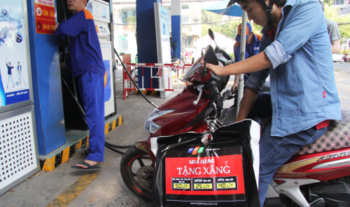In Vietnam, retailers offer fuel freebies to lure customers