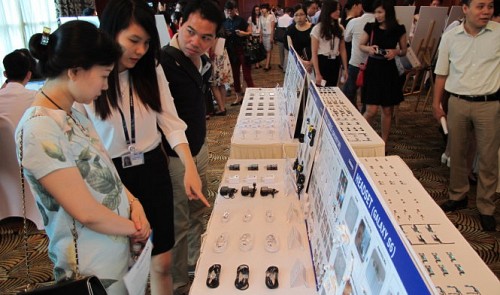 Vietnamese suppliers face tough quest to become stars in Samsung’s eyes