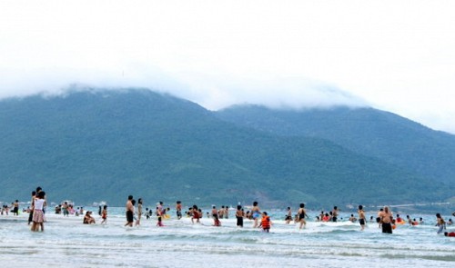 Those urinating at Da Nang beaches to be fined up to $14