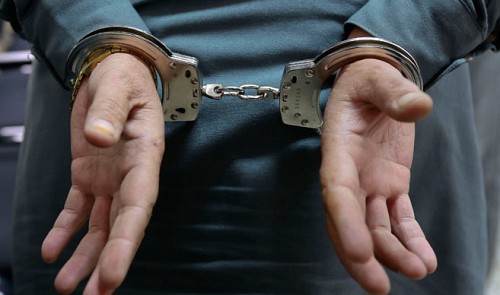 Iranian arrested for snatching cash at grocery in Ho Chi Minh City