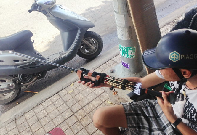 Illicit trade of crossbows, blowguns happening in Ho Chi Minh City