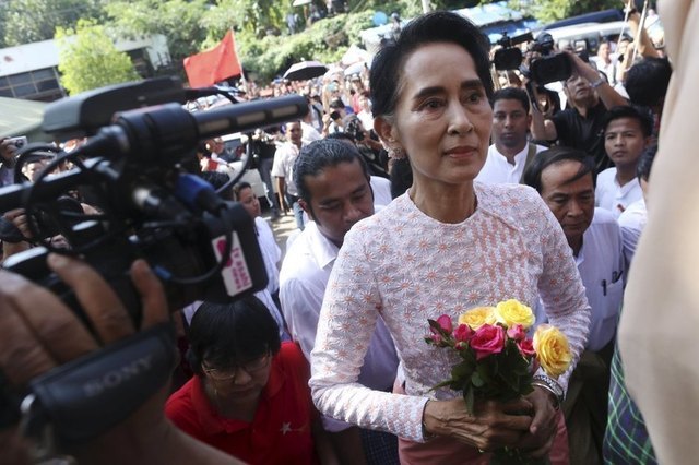 Myanmar ruling party chief concedes defeat to Suu Kyi's opposition