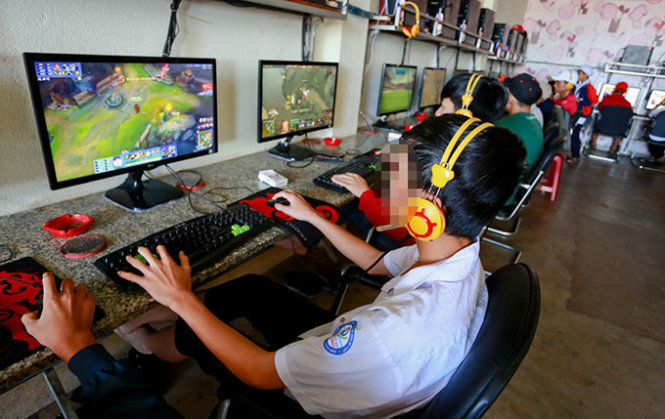 Vietnam province clamps down on 100 cybercafés as online game addiction rises