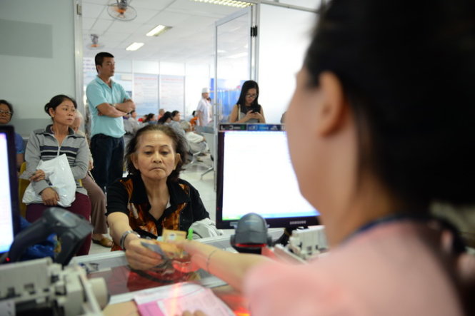 Vietnam’s health ministry delays hospital fee hike until 2016