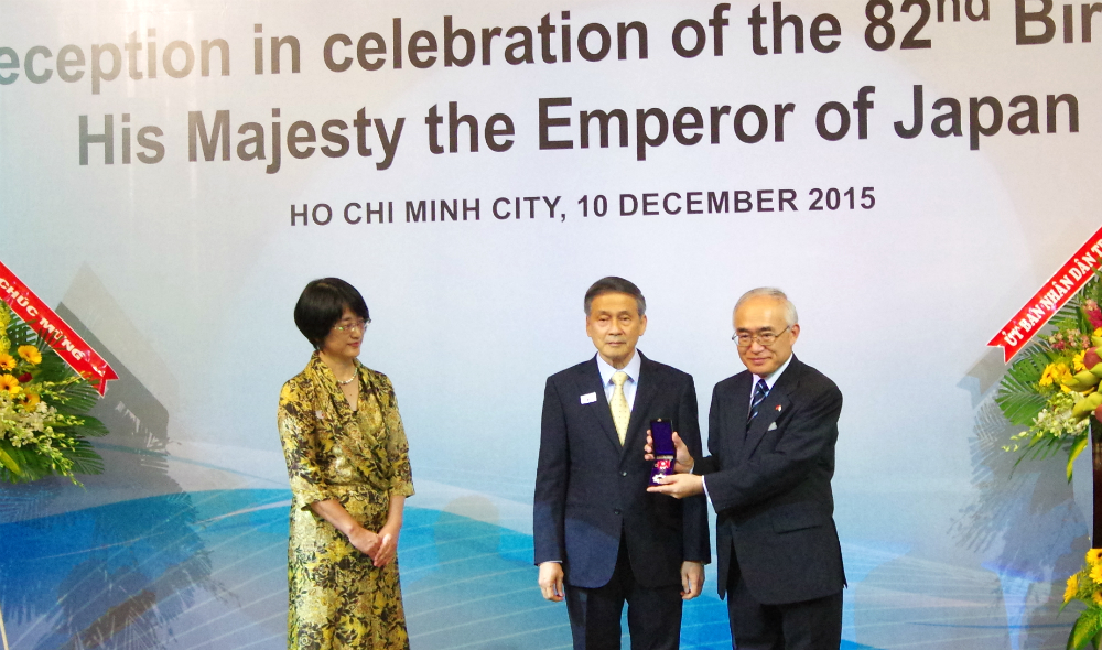 Japan awards prestigious medal to Vietnamese citizen
