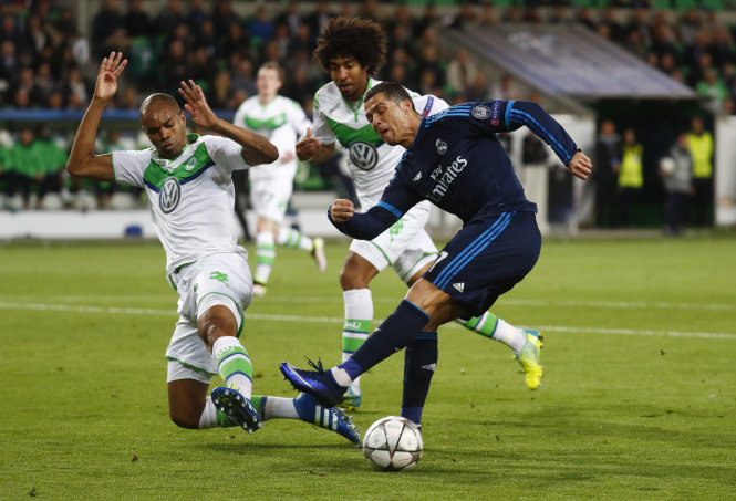 Wolfsburg shock Real Madrid 2-0 to crown big European night