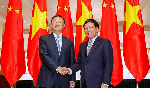 Hanoi, Beijing pledge not to complicate East Vietnam Sea situation