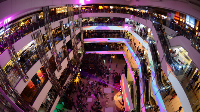 Saigon Centre shopping mall opens in Ho Chi Minh City | Tuoi Tre News