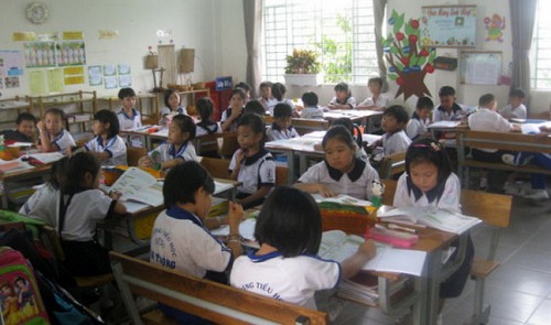 Vietnam parents disdain teaching model once adopted by Colombia