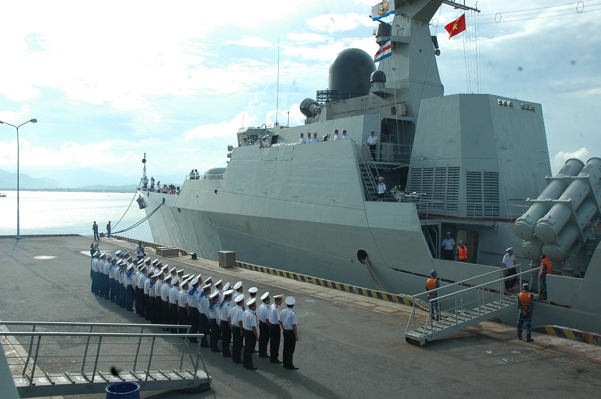 Vietnamese frigate heads to Singapore for international fleet review ...