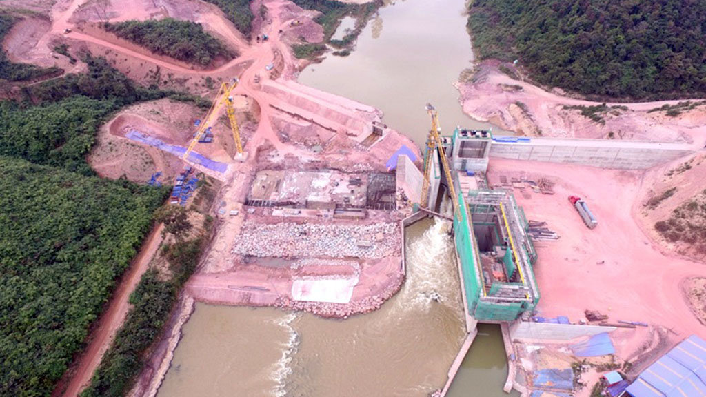Gas tank blast kills six Vietnamese workers at Laos hydropower plant construction site