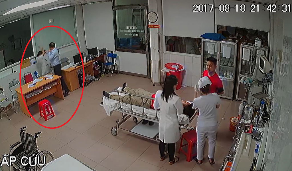 ​Company director sparks outrage after slapping female doctor in central Vietnam