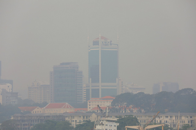 ​Smog blankets parts of Saigon amid rainy season peak  