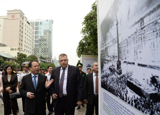 Ho Chi Minh City exhibition celebrates Vietnam-Russia friendship on October Revolution centennial anniversary 