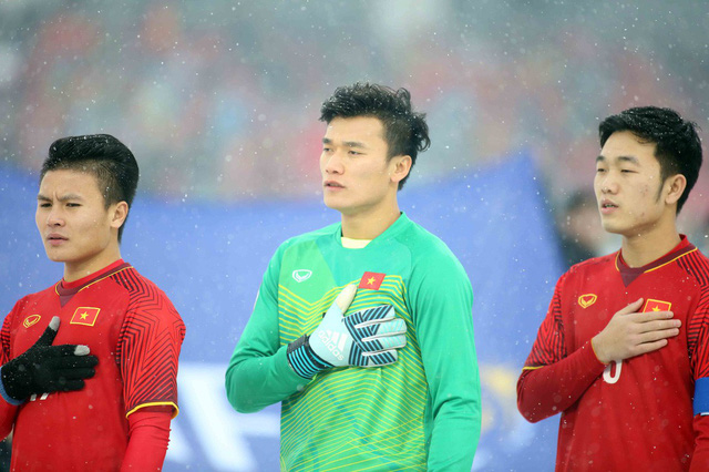 ​Vietnam U23 star goalie hit with image rights scandal