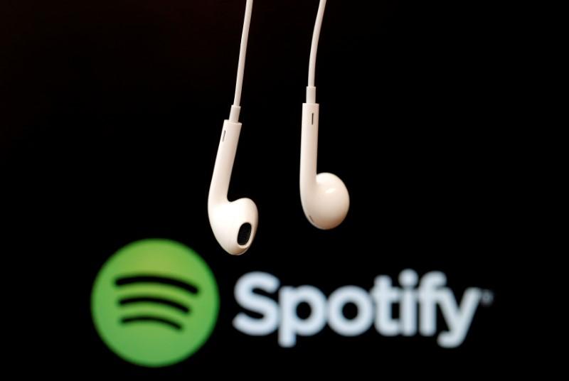 ​​Spotify challenges Apple Music in Vietnam’s streaming market