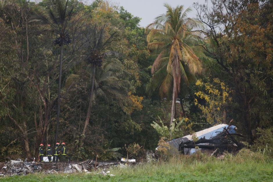 ​Passenger plane crashes in Cuba, killing more than 100 people