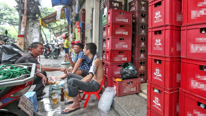 ​​Why do Vietnamese drink so much?