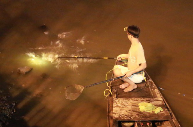​​Saigon’s Captain Sidewalk takes on illegal fishing along iconic canal