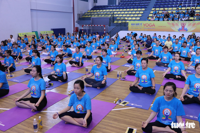 500 observe International Yoga Day in Ho Chi Minh City