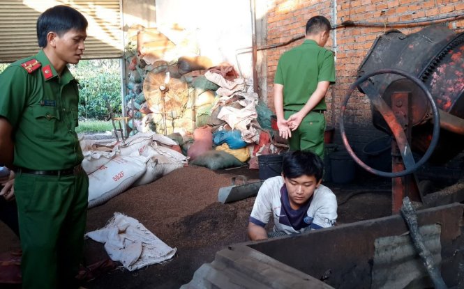 ​Five prosecuted in ‘battery-dyed’ black pepper scandal in Vietnam