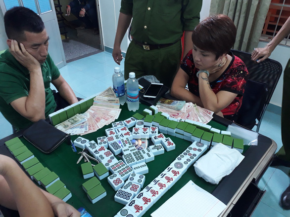 9 Chinese busted for playing, organizing mahjong gambling in Nha Trang