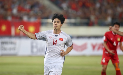 Vietnam beat Laos 3-0 in AFF Championship opener | Tuoi Tre News ...