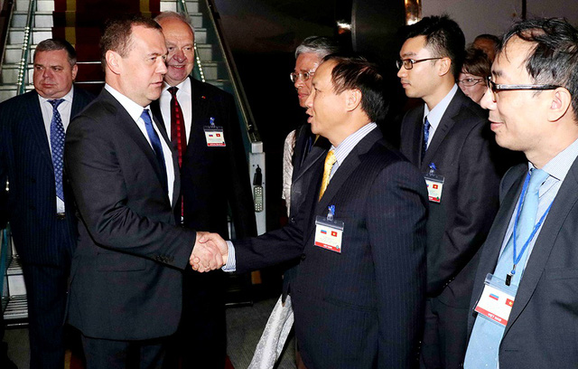 Russian PM commences official visit to Vietnam