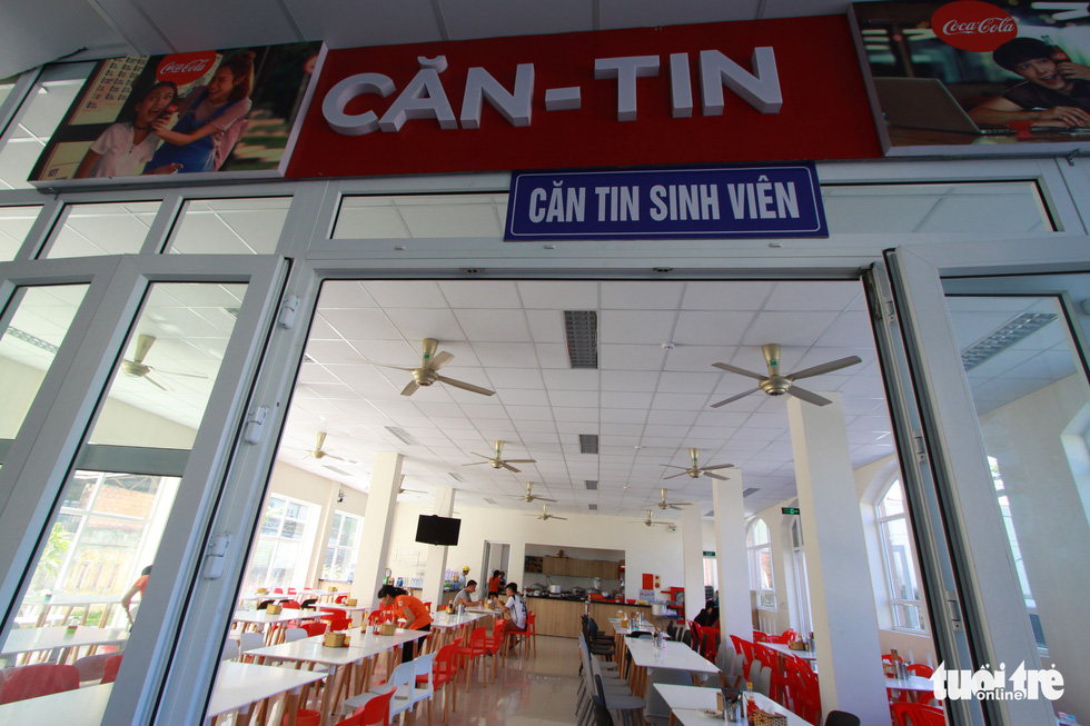 The canteen at the dorm for Laotian students at the University of Economics under the University of Da Nang