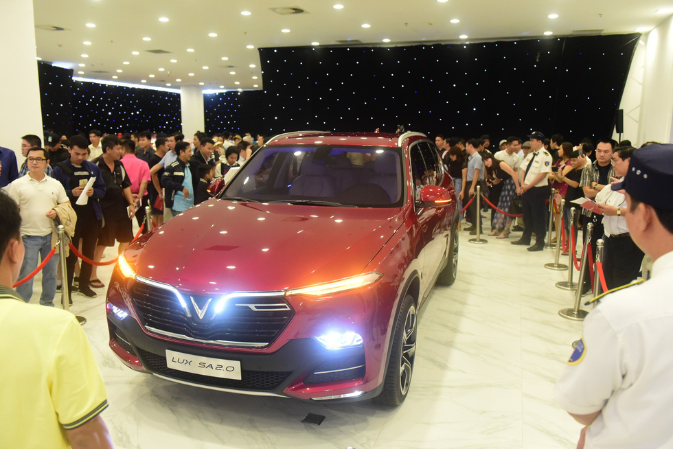 The LUX A2.0 sedan is seen at the launch ceremony in Ho Chi Minh City on November 26, 2018. Photo: Tuoi Tre