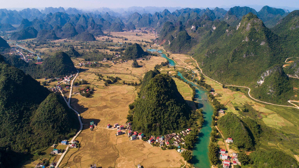 An aerial view of the Quay Son River. Photo: Nong Thanh Toan