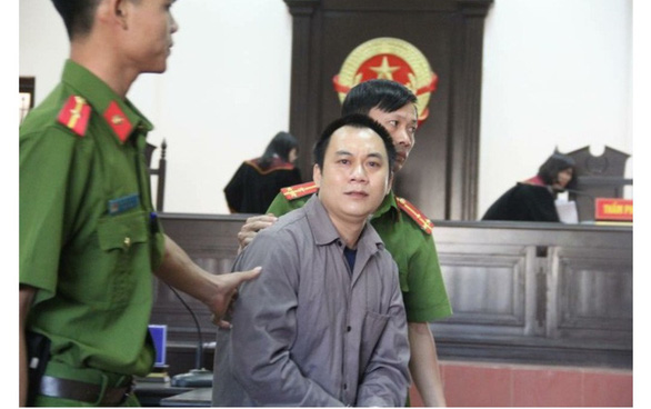 Vietnam court scraps jail sentence for truck driver in ‘reversing car’ accident