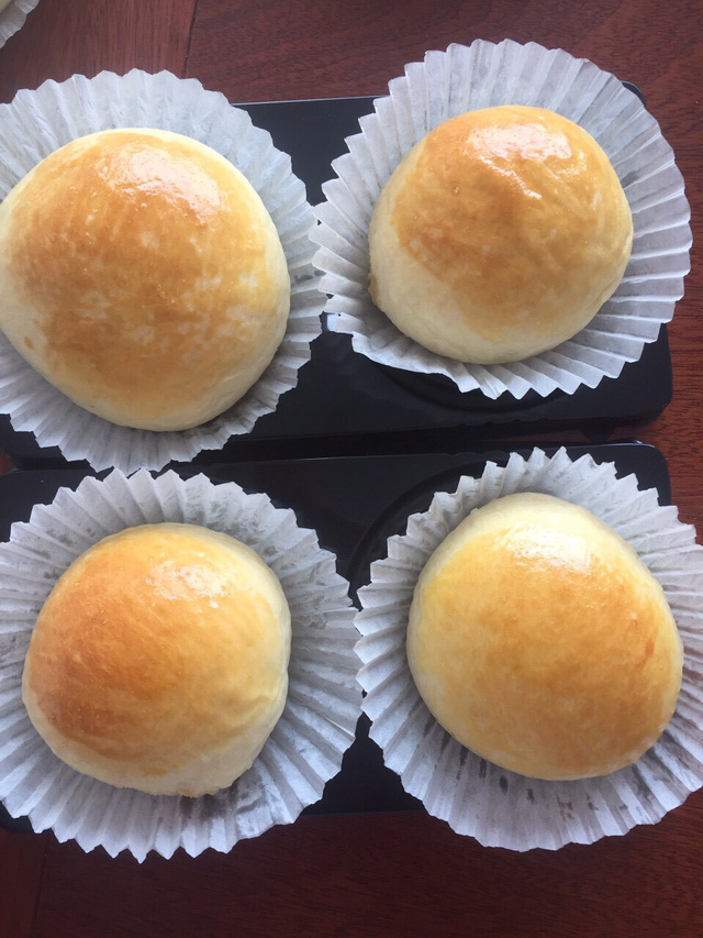 Probiotic-fortified bread rolls are made by research students at the Ho Chi Minh City University of Food Industry in Ho Chi Minh City, Vietnam. Photo: Tuoi Tre