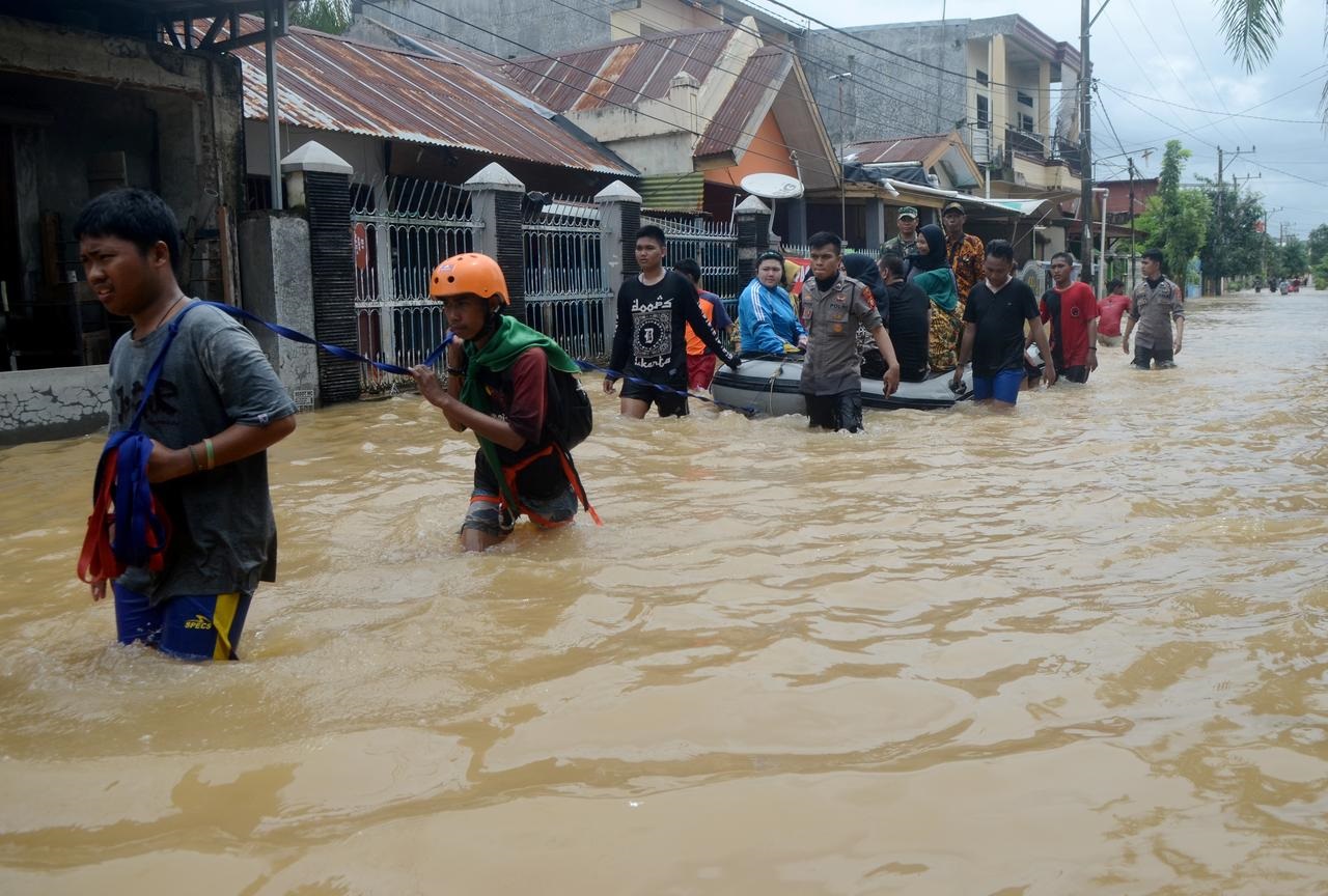 Indonesia Death Toll From Floods, Landslides Climbs To 68 | Tuoi Tre News