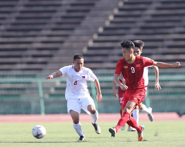 Vietnam bounce back from goal down to beat Philippines in youth ...