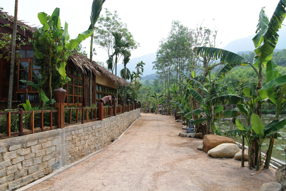 A concrete road inside the illegal resort. Photo: Le Trung / Tuoi Tre