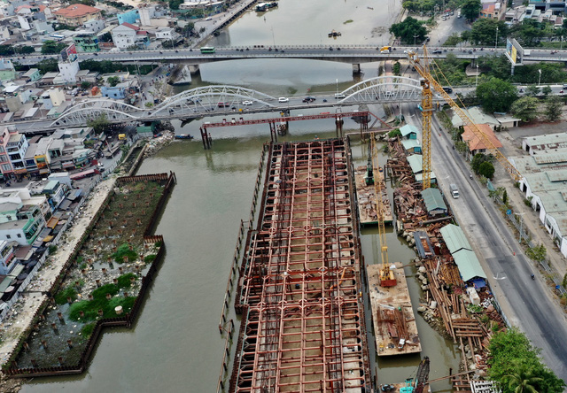  A section of the anti-flooding project. Photo: Tu Trung / Tuoi Tre