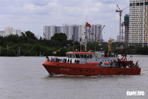 Ho Chi Minh City border guards receive new patrol boats, speedboats